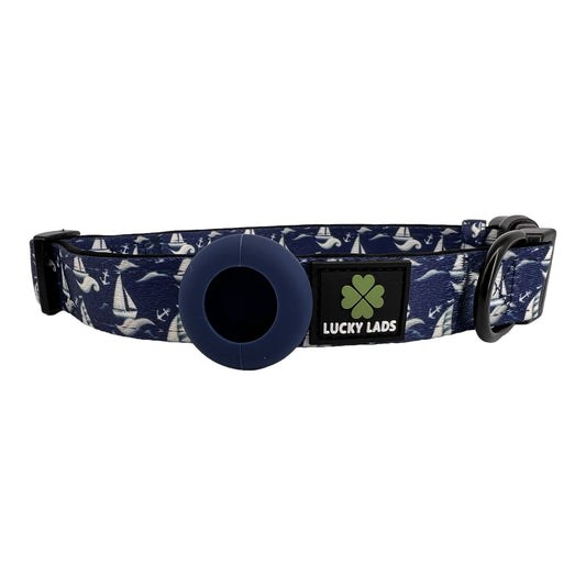 Adjustable Comfort Collar with attached Air Tag Holder - Seas The Day