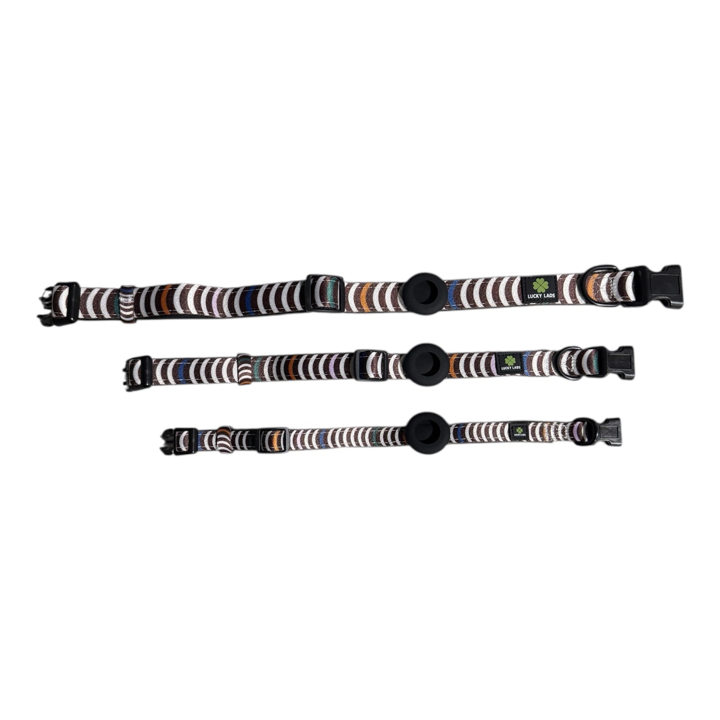 Adjustable Comfort Collar with attached Air Tag Holder - Modern Ripple